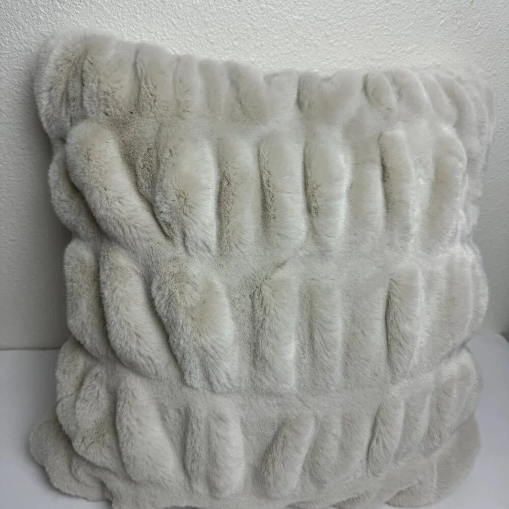 Pottery Barn Faux Fur Ivory Ruched Throw Pillow Case - Like NEW